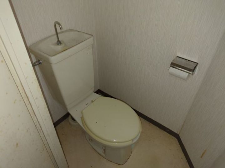 荒井ビルの内装