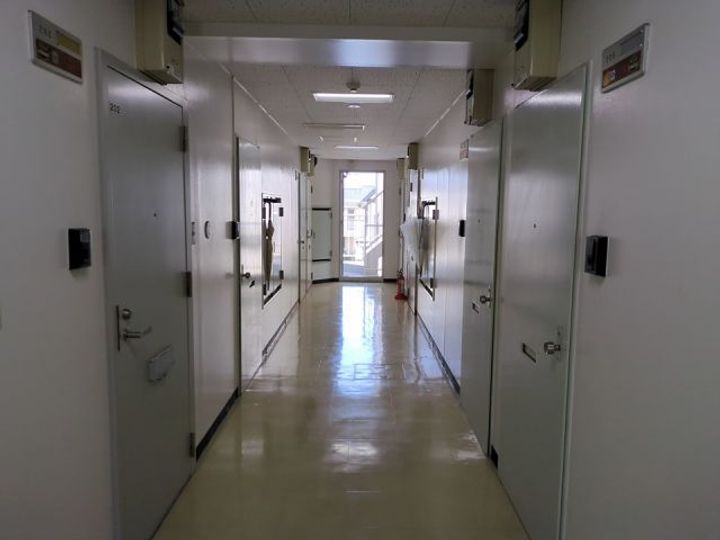 荒井ビルの地図