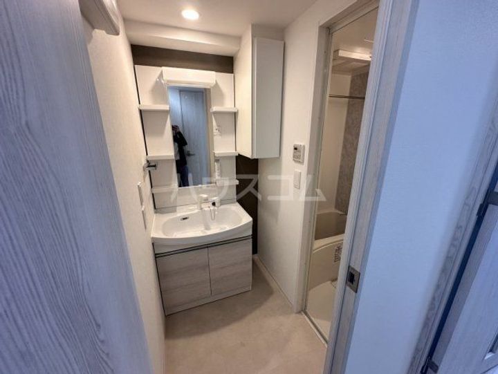 ルネフラッツ庄内通駅前の内装