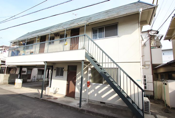 コーポ三田の外観