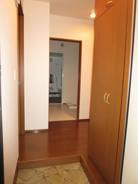 イズ・ミル中央の玄関