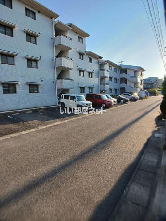 サン青山の地図