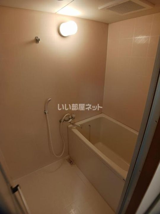 サン青山の風呂