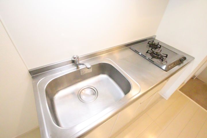 OHANA栄生のキッチン