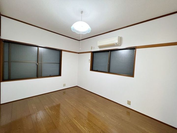 友愛ハイムの居間