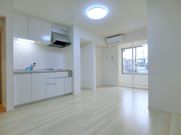 長野県長野市大字稲葉(アパート)の賃貸物件の居間