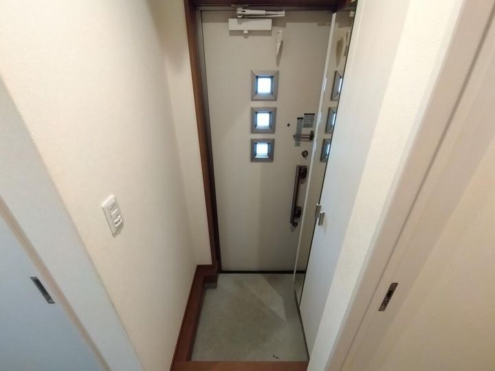 東京都足立区扇1(アパート)の賃貸物件の玄関