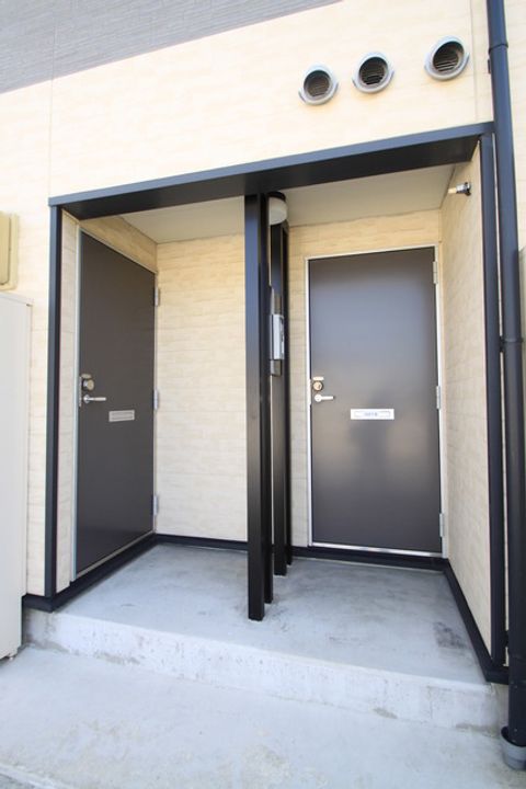 新潟県新発田市住吉町5(アパート)の賃貸物件の玄関