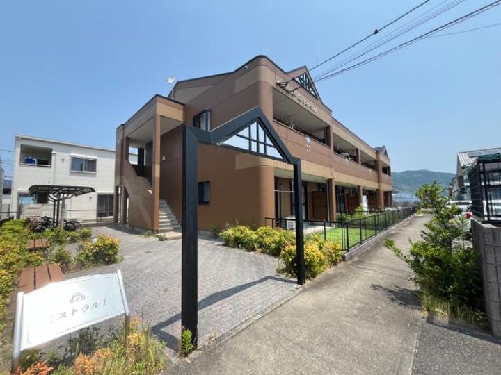 ミストラルIの外観