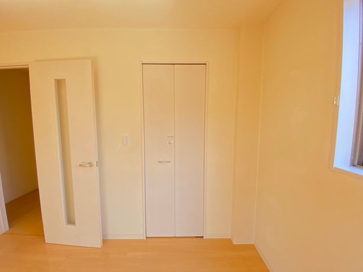 ファーネスト春口の内装