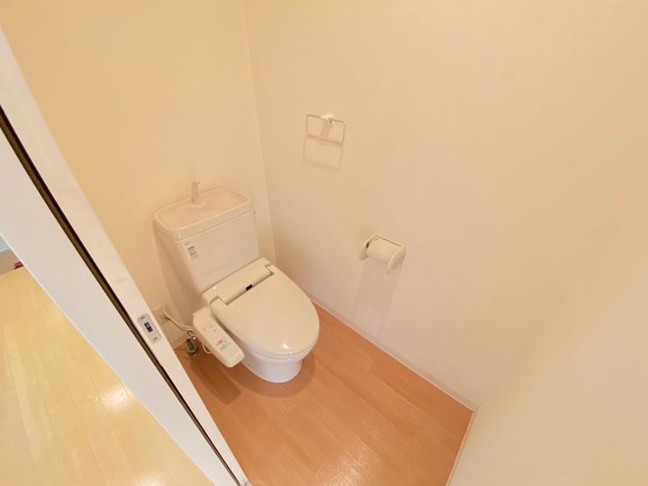 ファーネスト春口の内装