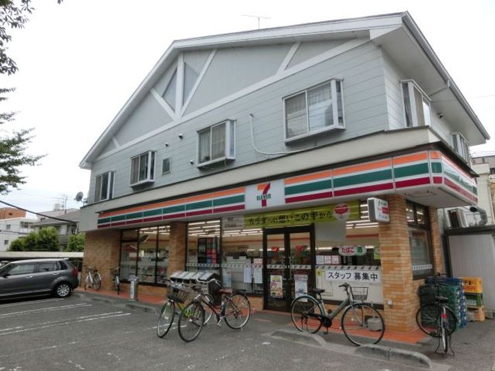 パルコアの周辺