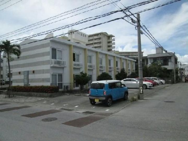 レオパレスグランドゥールの外観