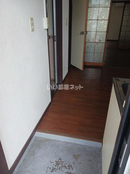 アシエンターマンションの玄関