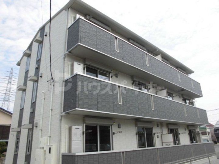 レセンテ小仲台の外観