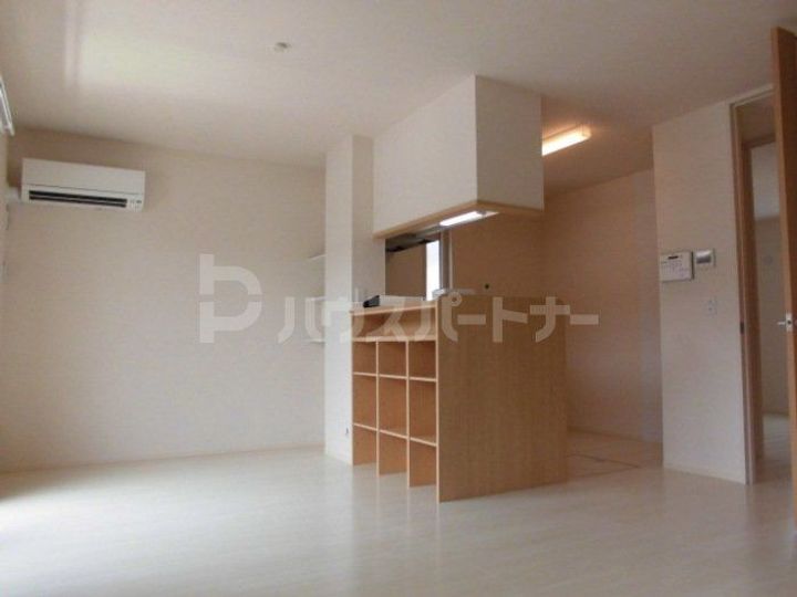 レセンテ小仲台の居間