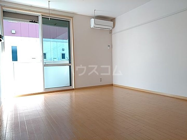 ブリリアDの居間