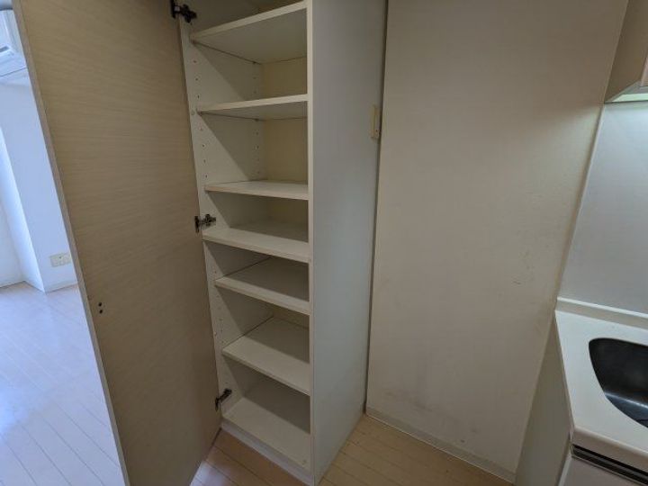 ガーデン萩中の内装