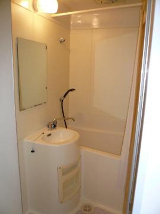 トラスティ泉本町の風呂