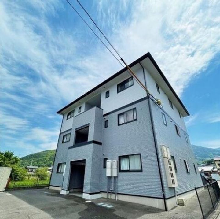 フォブール加茂の外観