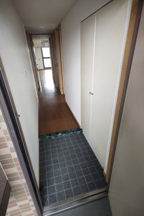 エクレール和光の玄関