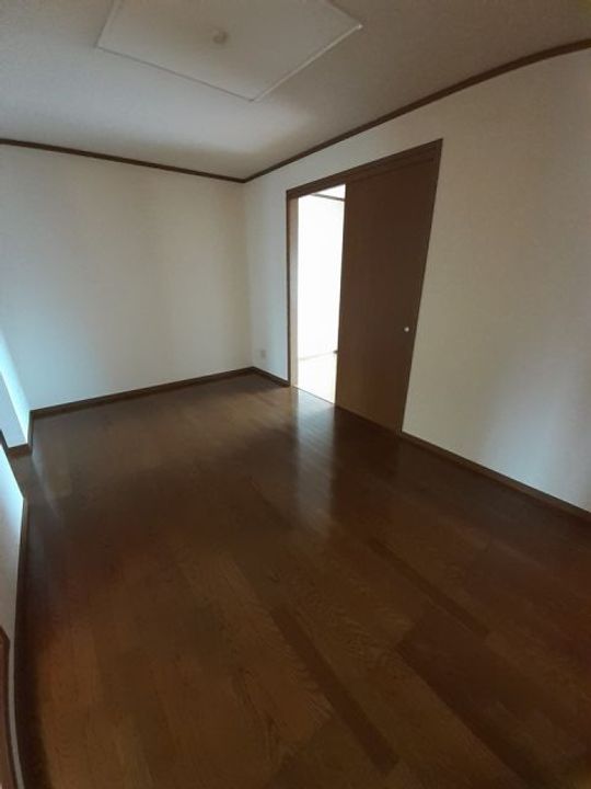 群馬県高崎市下小鳥町(アパート)の賃貸物件の居間