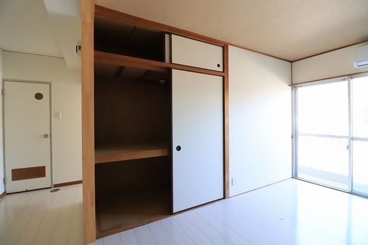 87g Woh 吉島東の内装