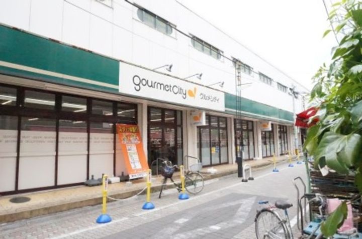 カーサ カメーリャの周辺