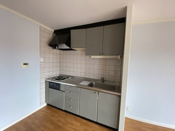 千葉県茂原市八千代1(マンション)の賃貸物件のキッチン