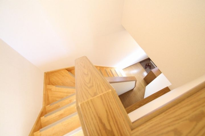 メゾンヒルズ IIの玄関