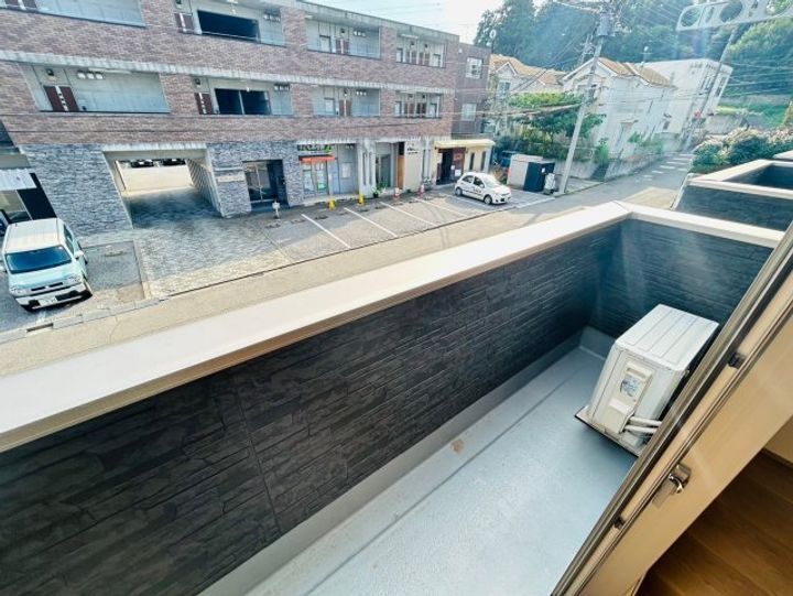 アウトリメッサの内装