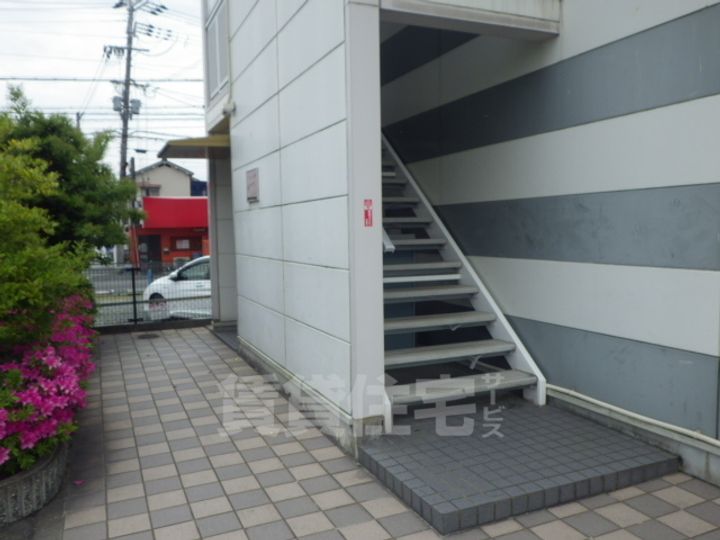 大阪府高槻市天川新町(アパート)の賃貸物件の地図