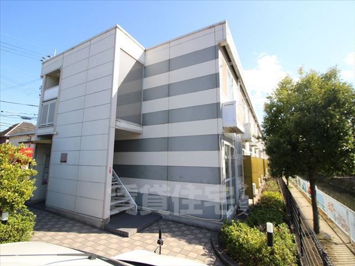 大阪府高槻市天川新町(アパート)の賃貸物件の外観