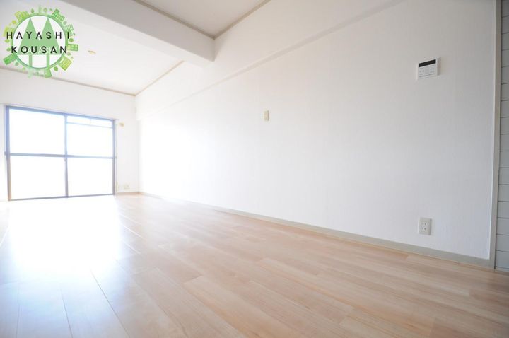 フォレスト7の居間