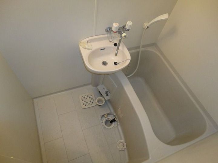 DAISHINビルの風呂