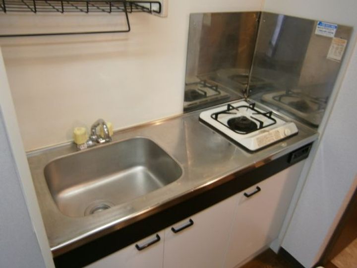 アバンダント鹿谷のキッチン