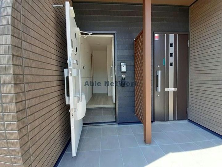 岐阜県羽島郡笠松町長池(アパート)の賃貸物件の玄関