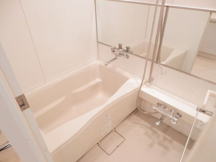 東京都港区麻布十番2(マンション)の賃貸物件の風呂
