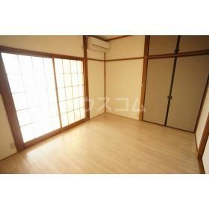 フォレット南の居間