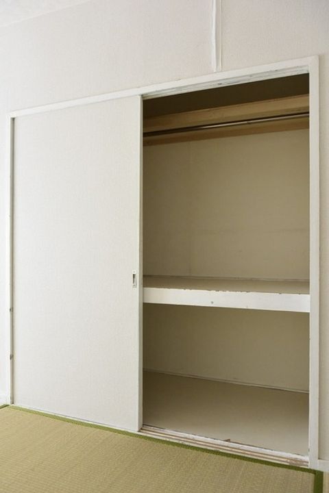 横浜・山下町分譲共同ビルの内装