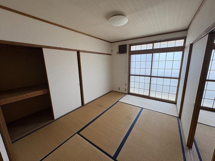 コーポフラワーの居間