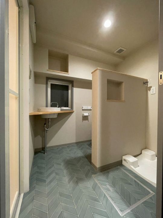 柴崎舟入ビルの内装