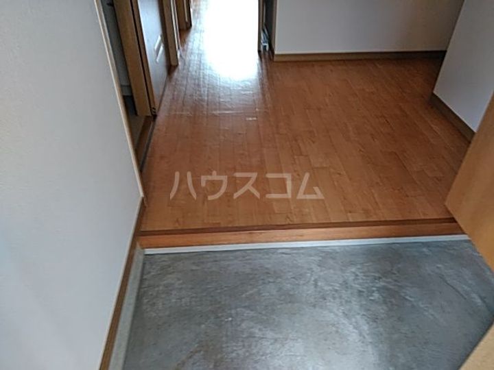 国府台ヒルズの玄関