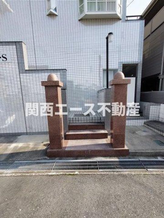 ヨーロピアンKSの地図
