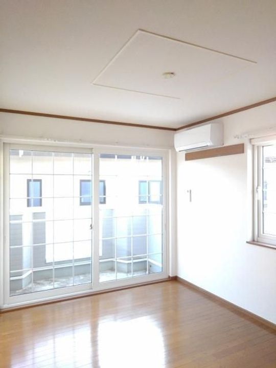 福島県福島市宮代字家原毛内(アパート)の賃貸物件の居間