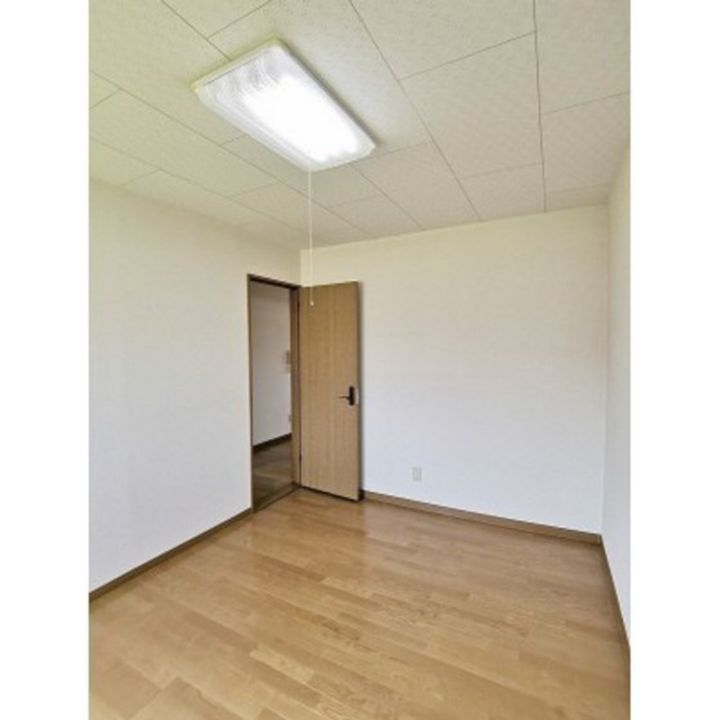 ラ・メゾン・エクレールIの居間