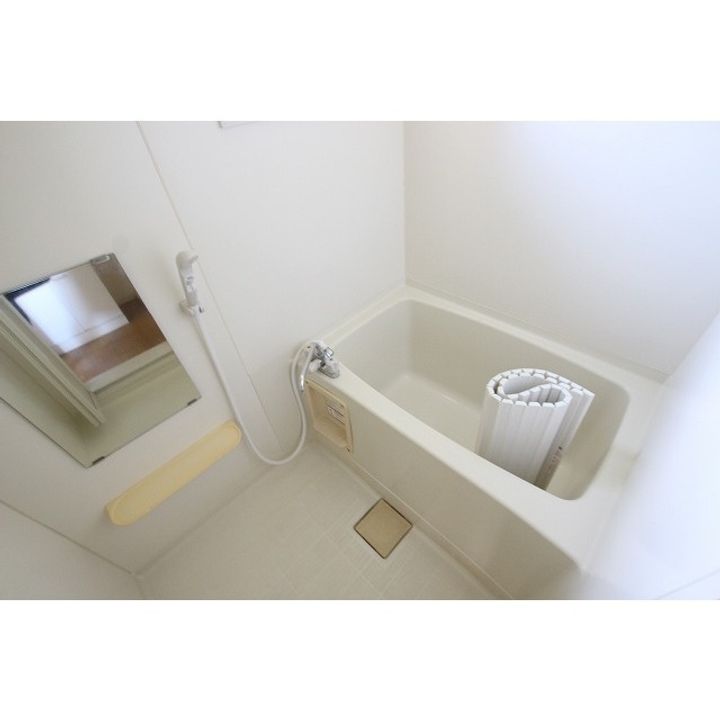 サンライズ小田中B棟の風呂