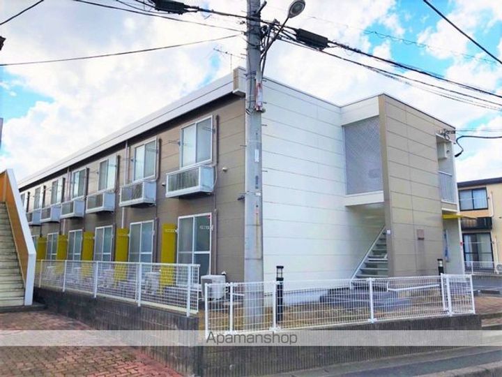 レオパレスアズールの外観