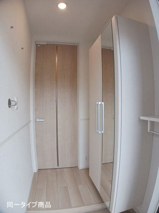 新潟県新潟市中央区堀之内南2(アパート)の賃貸物件の玄関