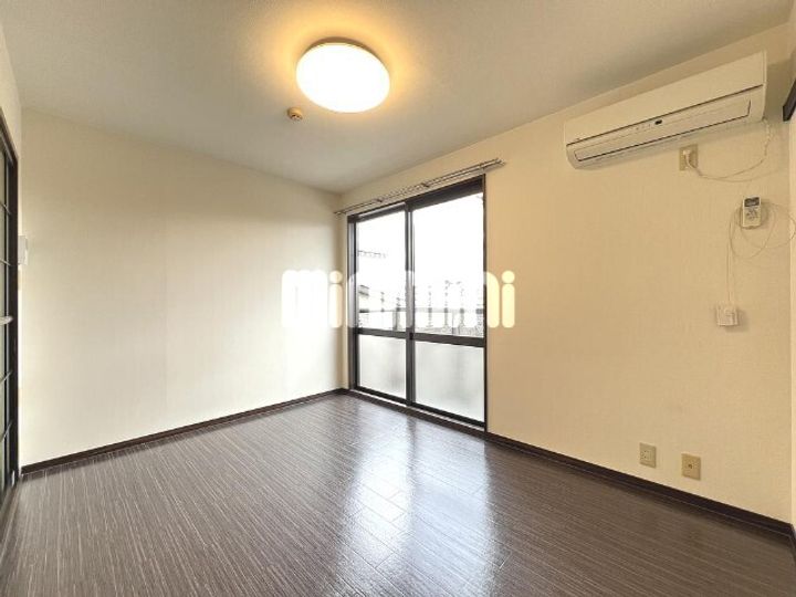 ラズベリーハウス J棟の内装